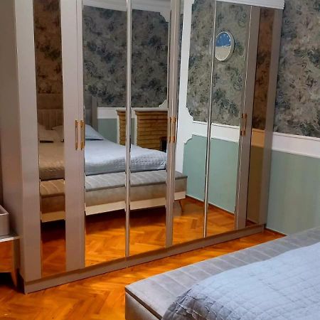 Central Apartment "Ameliya" Bakü Dış mekan fotoğraf