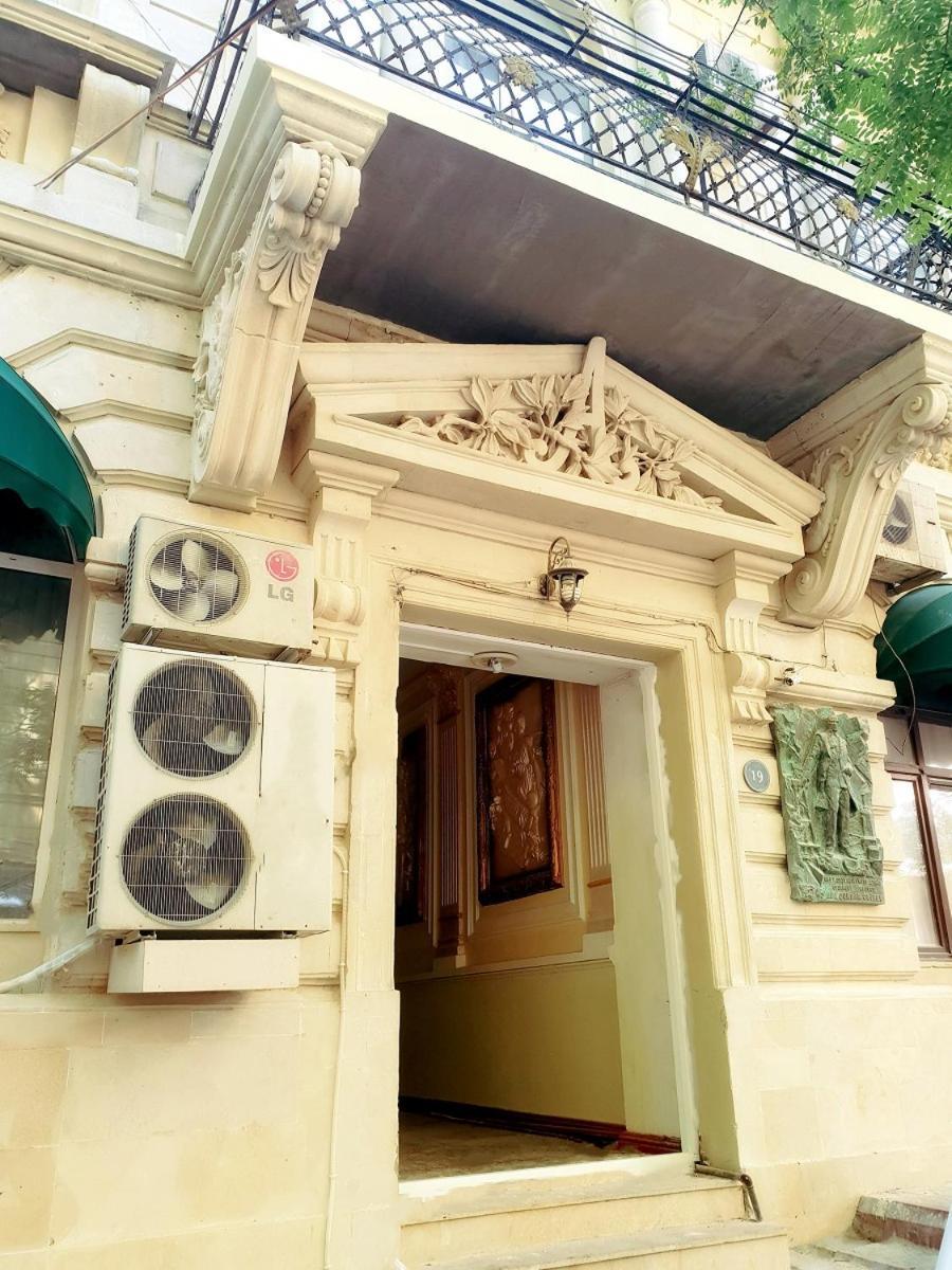 Central Apartment "Ameliya" Bakü Dış mekan fotoğraf